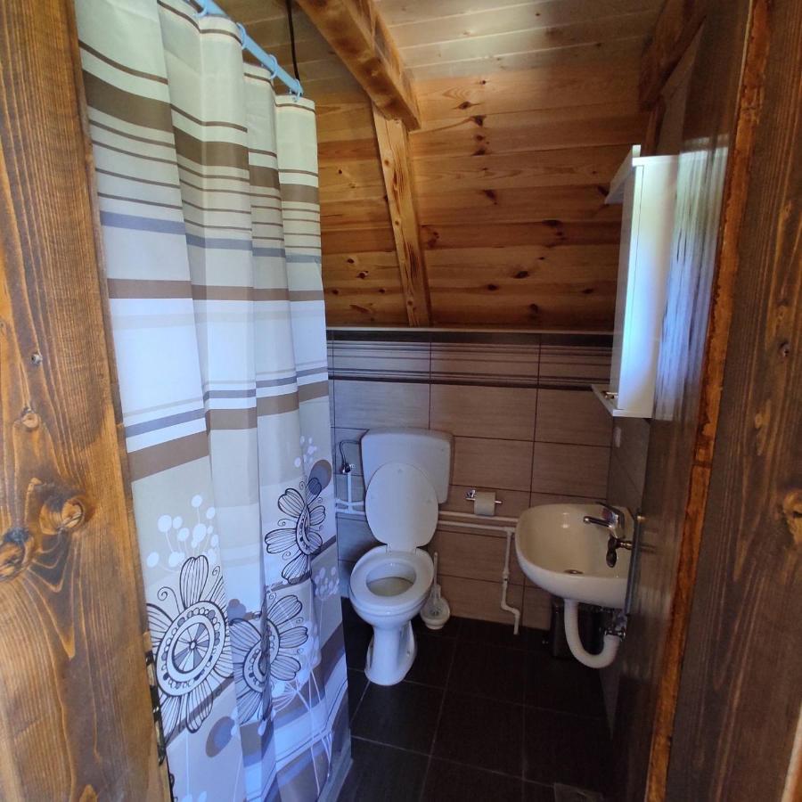 זבליאק Wooden Cottage Podgora מראה חיצוני תמונה