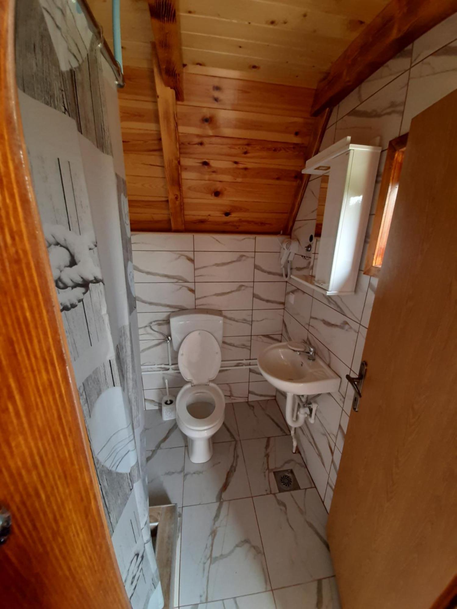 זבליאק Wooden Cottage Podgora מראה חיצוני תמונה